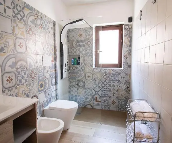 Apartment Caleidoscopica Bahlara Ballaro *