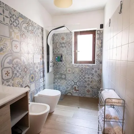 Apartment Caleidoscopica Bahlara Ballaro *